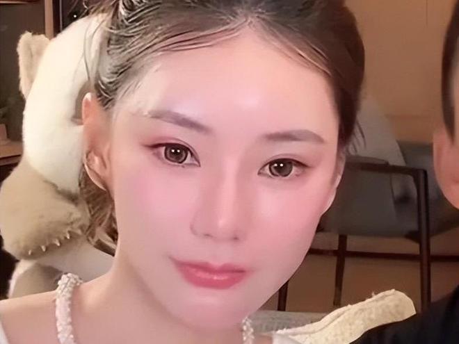 四月拍南宫NG28下载婚纱五月办婚礼提前小半年紧张的汪小菲实在太可爱了(图12)