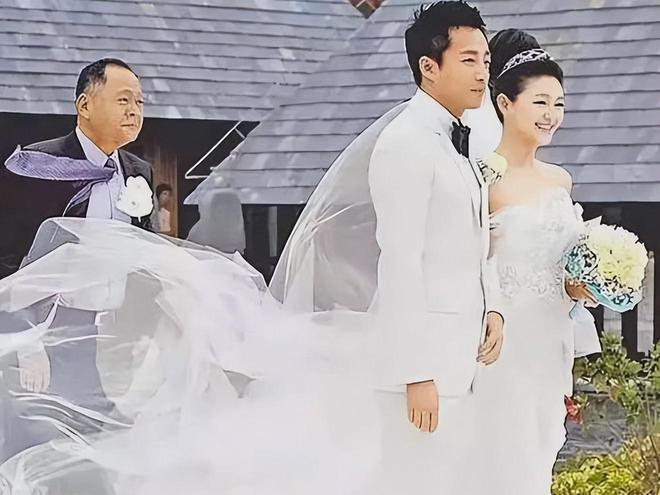 四月拍南宫NG28下载婚纱五月办婚礼提前小半年紧张的汪小菲实在太可爱了(图13)