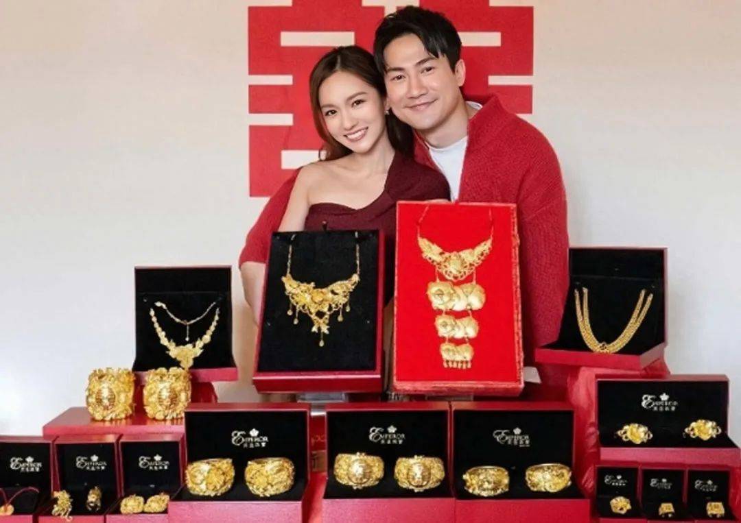 南宫NG28下载恭喜TVB富二代男星郭子豪婚礼在即与高颜值港姐恋爱六周年晒古典婚纱照(图1)