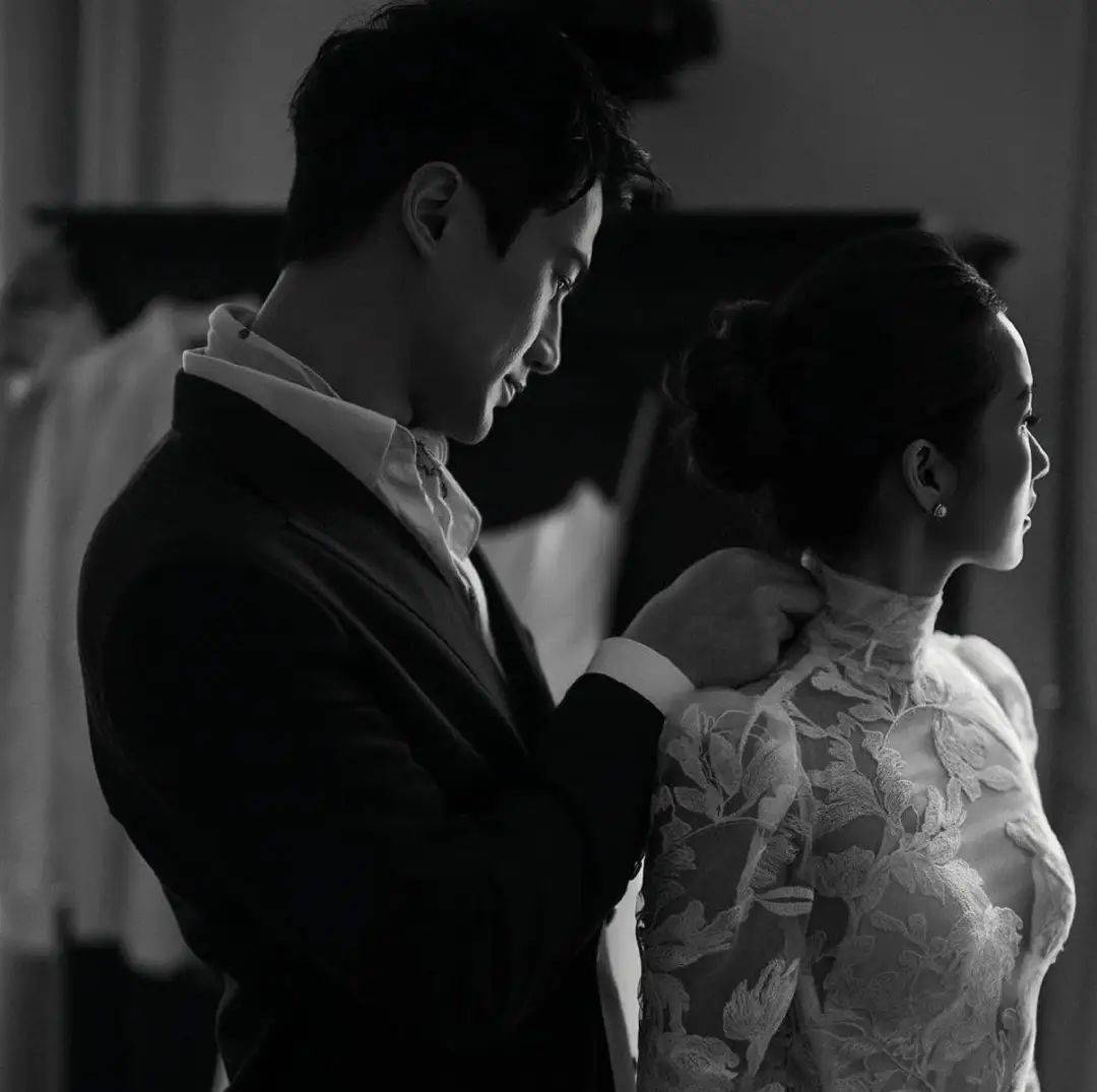 南宫NG28下载恭喜TVB富二代男星郭子豪婚礼在即与高颜值港姐恋爱六周年晒古典婚纱照(图3)
