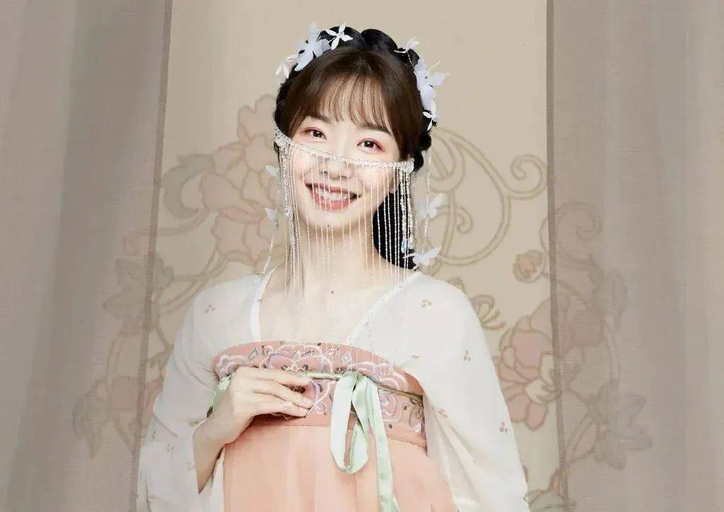 恭喜姐弟恋修成正果国乒美女名将和世界冠军补办婚礼孙颖莎樊振东马龙送祝福(图2)